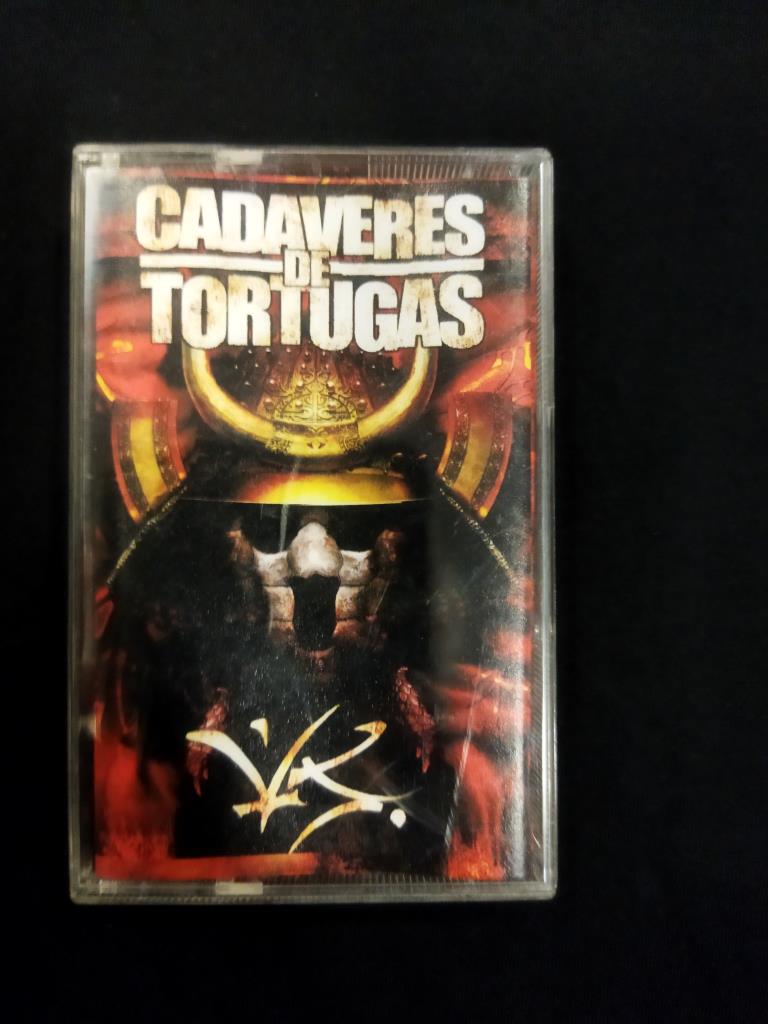Cadaveres De Tortugas: Versus MC