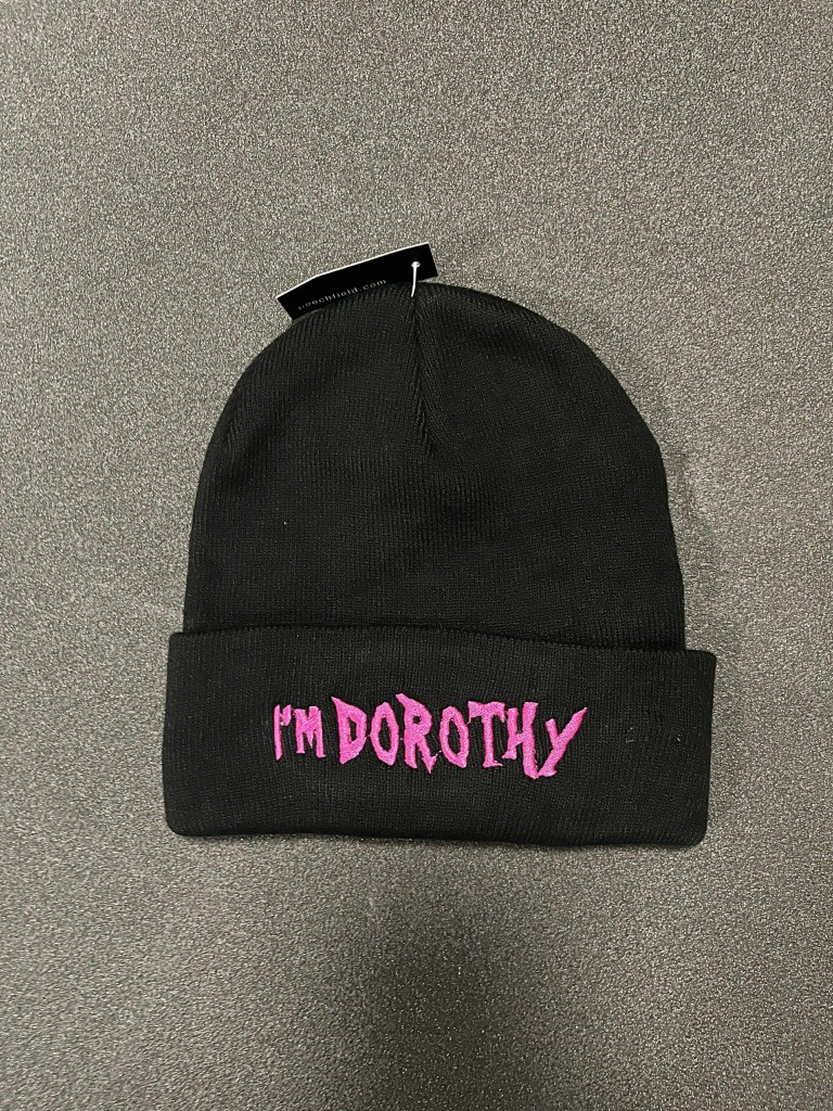 I"m Dorothy: Logo (Lila) Kötött Sapka