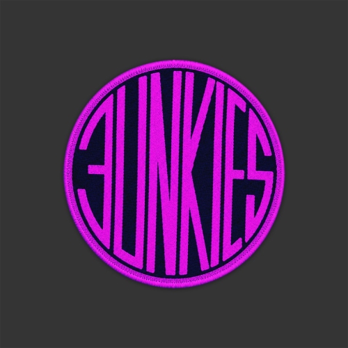 Junkies: Magenta Logo Vasalható Szőtt Felvarró
